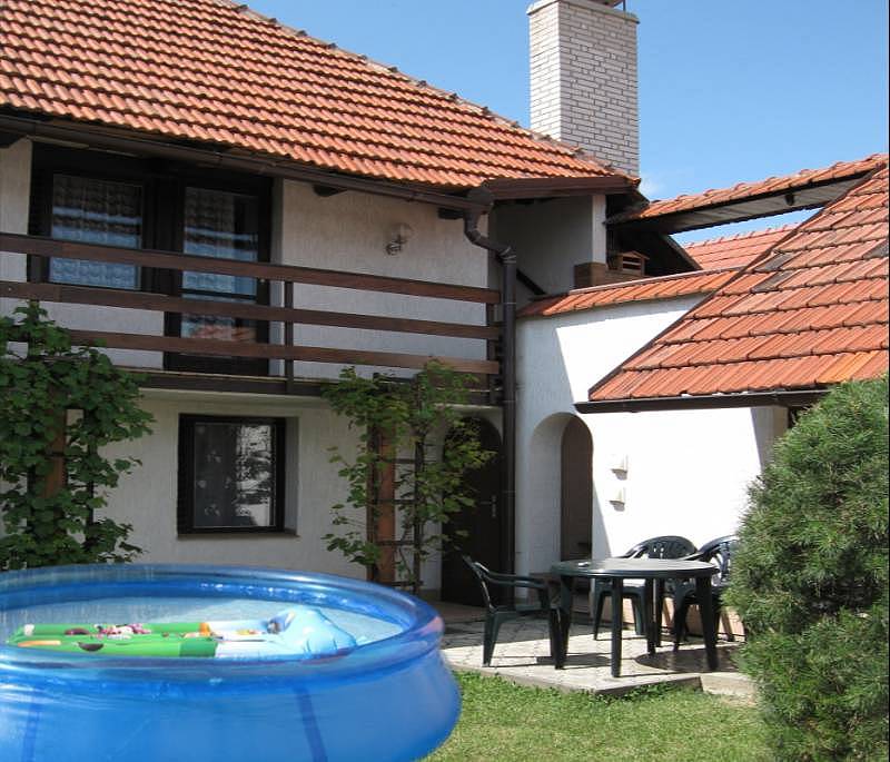 prázdninový dom Lucie mit Sauna und Aussenpool, Velemin, Litomerice Böhmische Schweiz Česko
