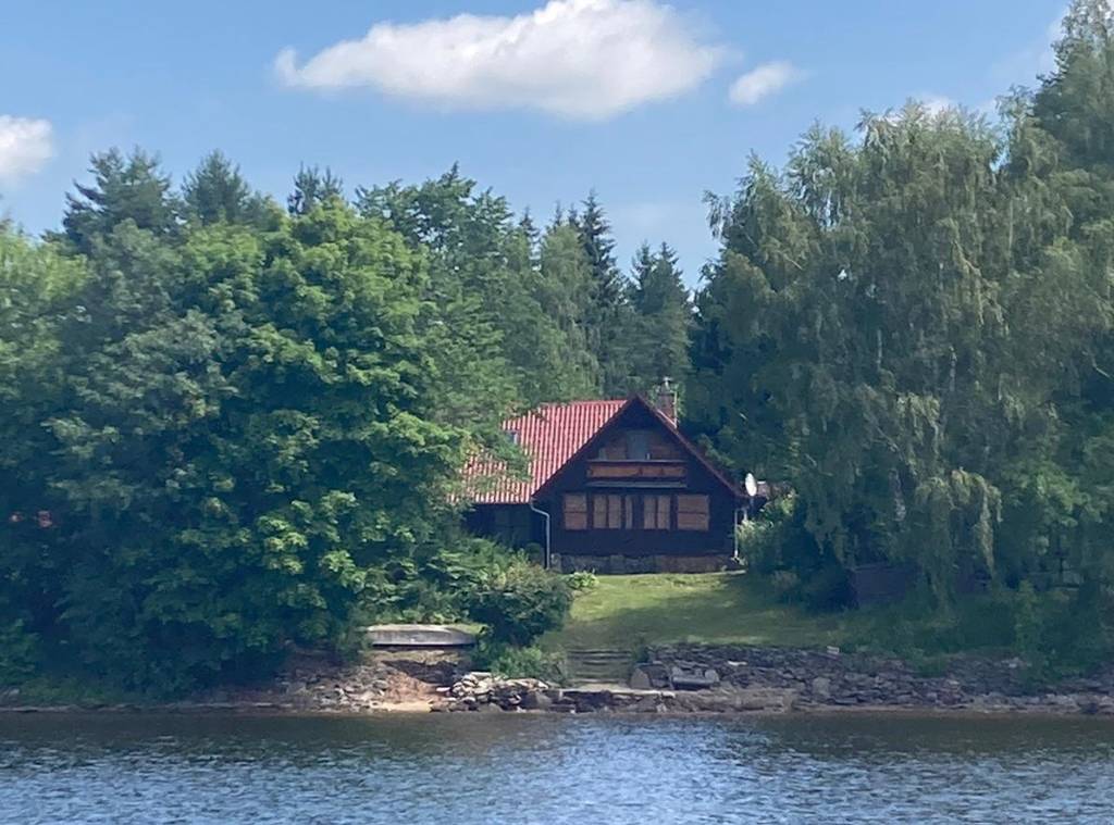 Casa di vacanze Kovarov, direkt am Wasser, Privatstrand  mit Boot, Kovarov, Lipno Stausee Lipno Stausee Repubblica Ceca