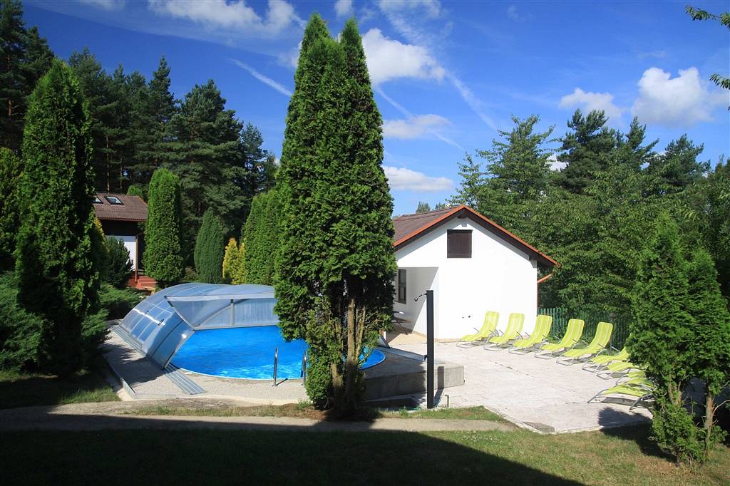 prázdninový dom mit Pool und Sauna, 500m vom Waser, Voltyrov, Orlik Stausee Orlik Stausee Česko