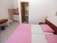 Apartment Zimmer 2 betten,mini kuche,Duschbad,terasse, Makarska, Makarska Riviera Mitteldalmatien Croatia