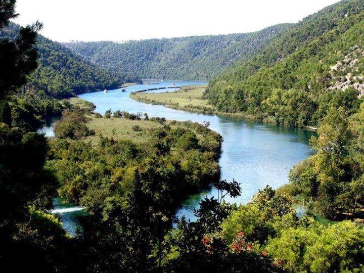 Der Fluss Zrmanja, 10 Kilometer entfernt...