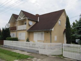 Apartment Schönes   App. für 4-5 Pers.(KE-01), Balatonkeresztúr, Plattensee-Balaton Balatonmariafürdo Hungary