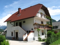 Ferienwohnung  in Bovec, Julische Alpen Bovec  Hauseingang