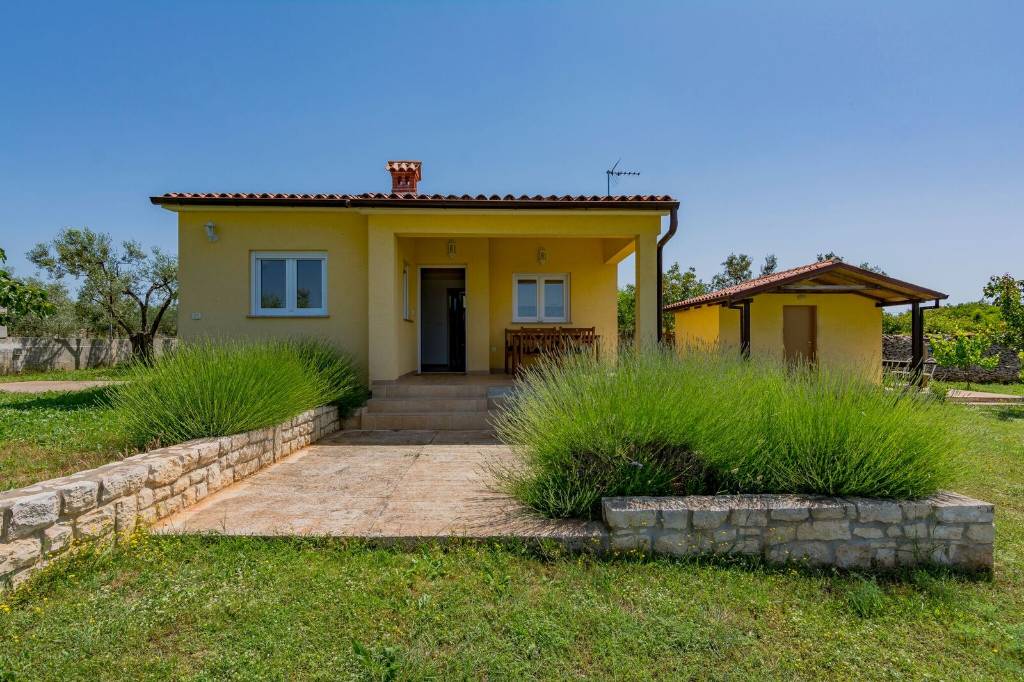 Chata, chalupa Sommerferienhaus mit Meerblick und großem eingezäuntem Garten, Fazana, Istrien Südküste Fazana Chorvatsko