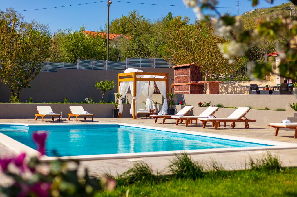 Chata, chalupa Ferienhaus mit großem Garten und Pool. Ruhe, Erholung, Gemütlichkeit, Naklice, Mitteldalmatien Omis Chorvatsko
