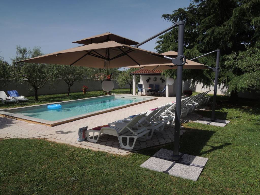 Apartman za odmor Bequeme Ferienwohnung Luna fur 6 - 8  Personen   Porec, Istrien Nordküste Adriatisches Meer  pool