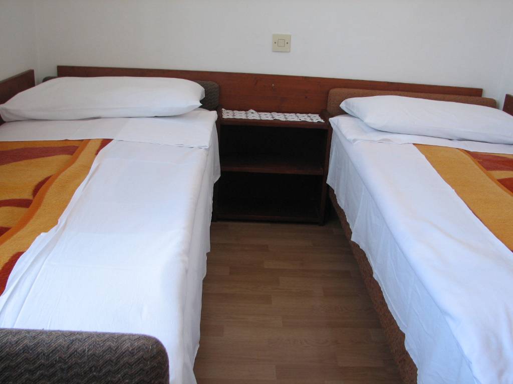 Zimmer mit zwei Betten