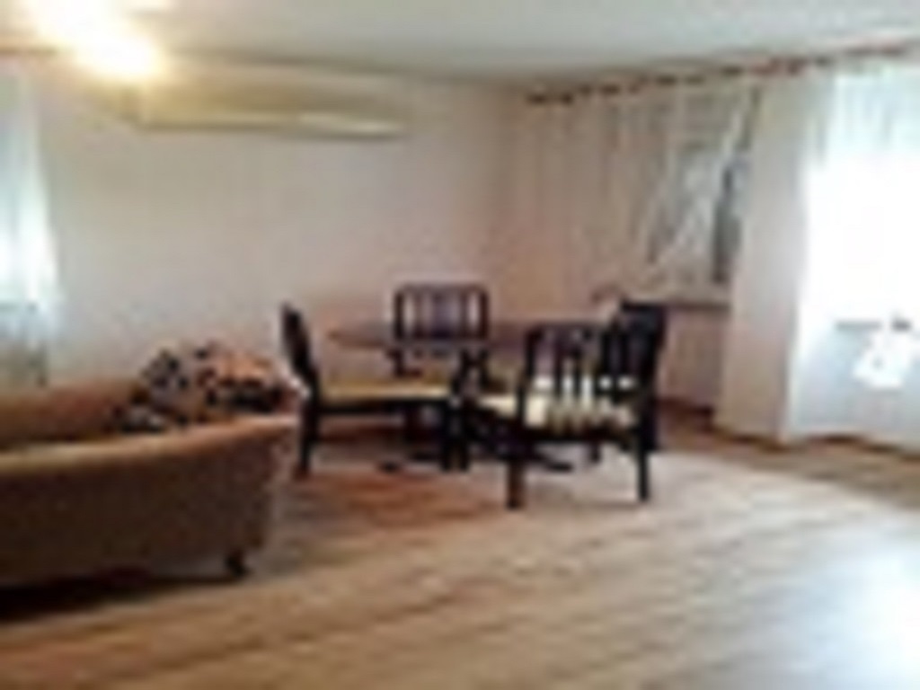 Wohnzimmer im Dachgeschosswohnung