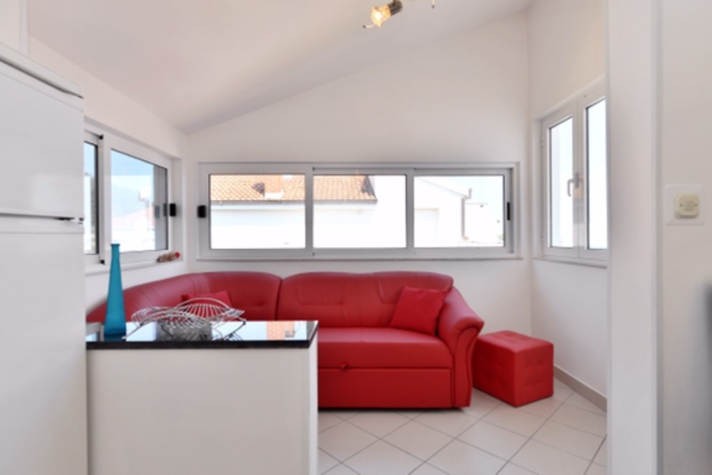 Ferienwohnung SEA-VIEW Apartment ANGIE - MARJAN HILL za 4 osobe in Split, Mitteldalmatien Split  Esszimmer mit Loggia und Balkon