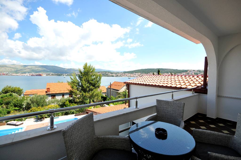 Apartmán Grga - Apartment with balcony and sea view, Okrug Gornji, Mitteldalmatien Trogir Chorvatsko