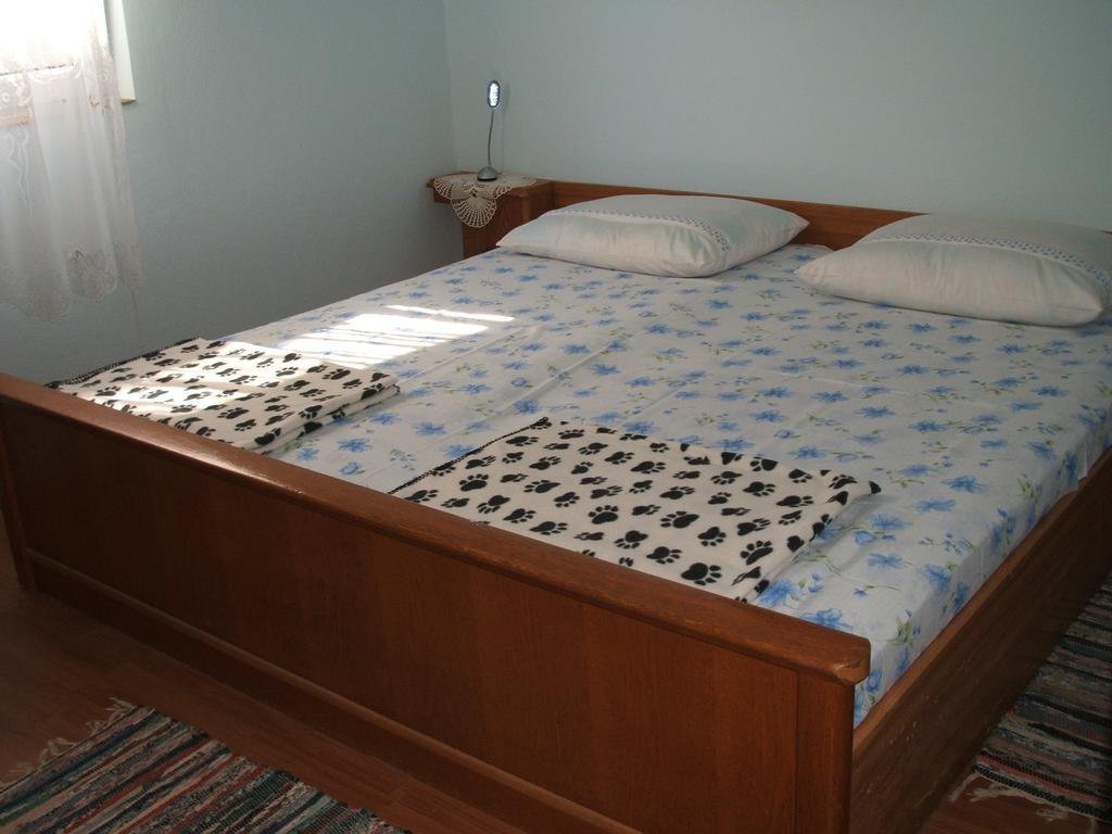 Schlafzimmer-Bett 200x200