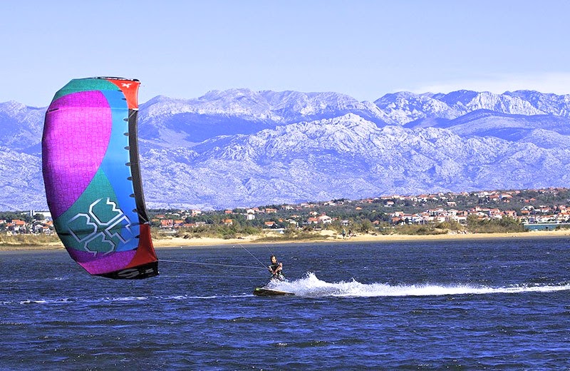 Wenn Sie Kite-Surfen möchten, ist dies der richtige Ort für Sie
