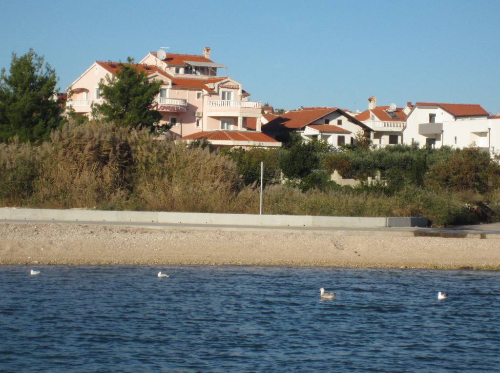 Villa Lovorka, Ansicht aus der Richtung des Meeres