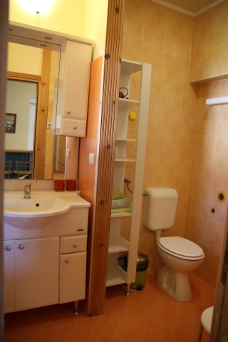 Das Badzimmer mit Toalet