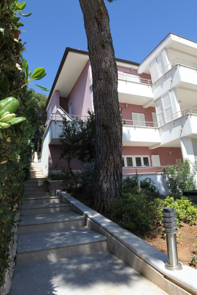 Apartman za odmor Villa ADRIAN Rovinj, Istrien Südküste Rovinj  Vorderansicht Villa 