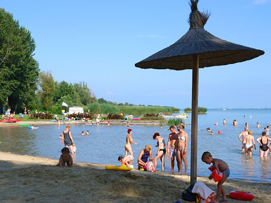 Ferienwohnung FEWO mit POOL für 7-8 Pers.(FO-141) in Fonyód, Plattensee-Balaton Balaton-Südufer  