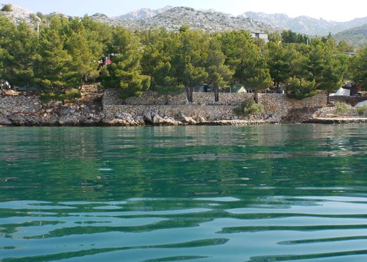 Mobil home Direkt am Meer, Natur Ambiente, Ruhe,  Strand fuer Kinder geeignet, Starigrad Paklenica, Istrien Nordküste Adriatisches Meer Croatia